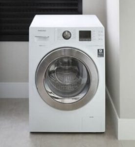 MÁQUINA LAVA E SECA